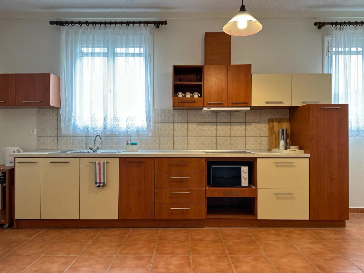 Appartement Theashomly 2 à Kastanéa Extérieur photo